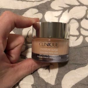 Brand New Clinique Moisture Surge